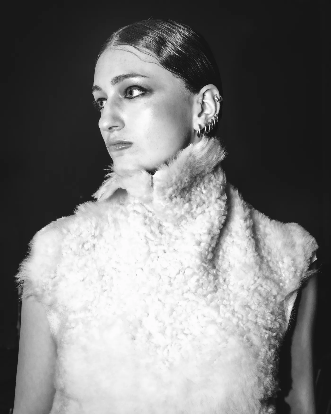 Backstage, ‘S. Control’